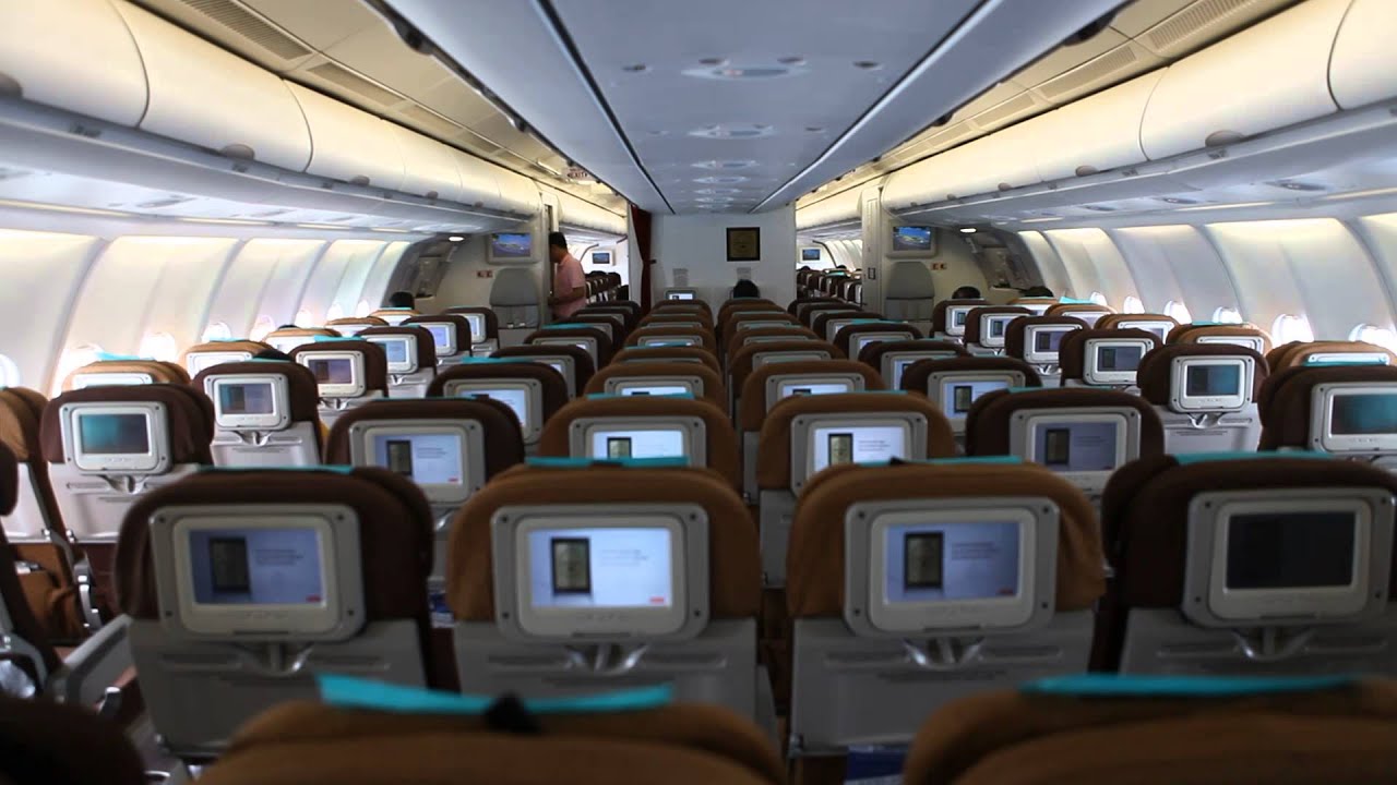Garuda Indonesia 777